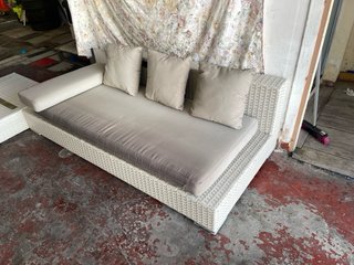 Conjunto Sofá Jardín Ratán Blanco