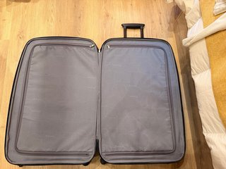 Maleta Samsonite Negra 4 Ruedas