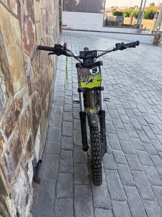 Mecatecno T14 Trial Averiada
