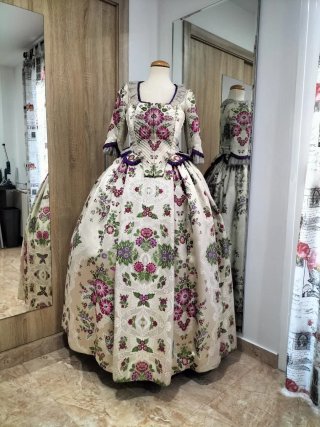 Traje de Fallera dos corpiños.