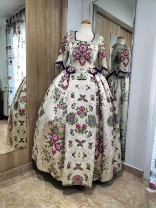 Traje de Fallera dos corpiños.