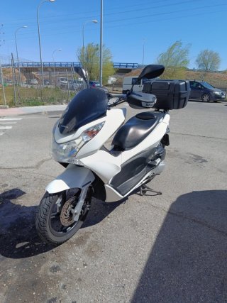 Honda PCX 125cc 2011 Blanca