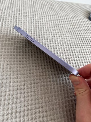 iPhone 12 Morado