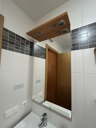 Mueble de baño madera y cristal
