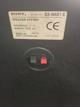 Subwoofer Sony y 2 columnas 160W