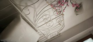 Cama de metal ikea elegante