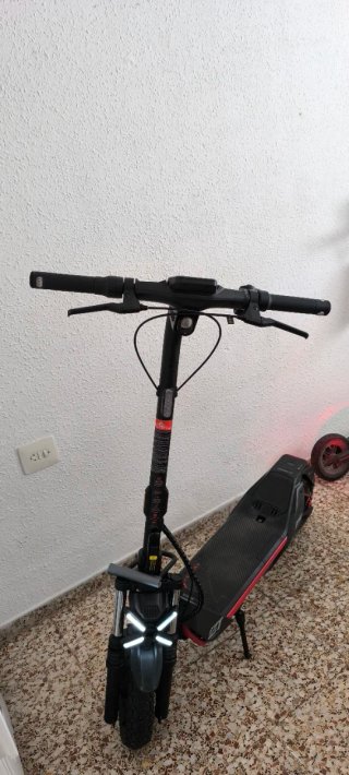 Patinete y Bicicleta Plegable por separado