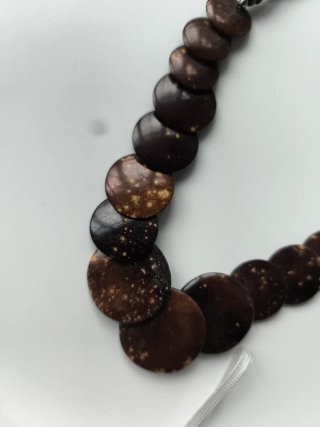 Collar corto de cuentas