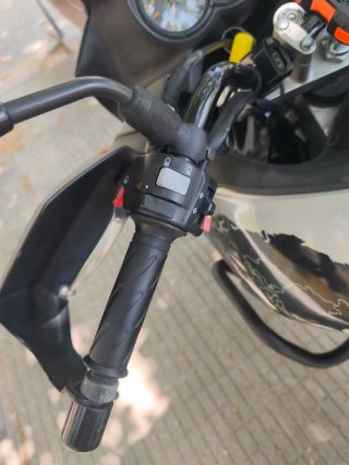 Suzuki V-Strom Adventure Moto