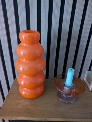 Jarrón naranja de cristal y porta velas ikea