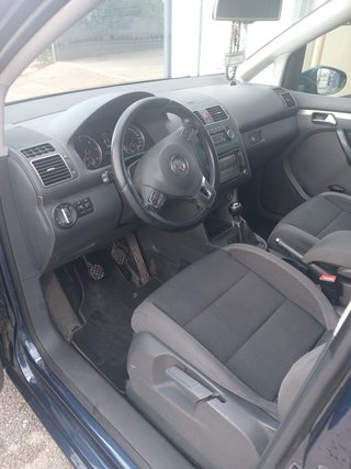 Volkswagen Touran 2012