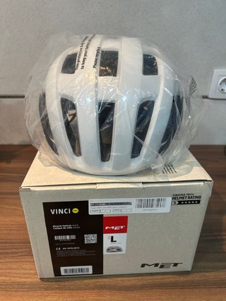 Casco MET blanco