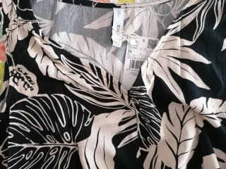 Vestido midi estampado tropical Mango