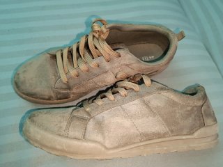 Lote zapatillas ante verde y marrón