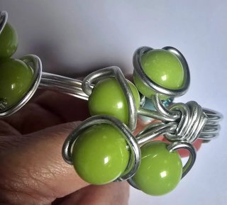 Conjunto 2 Pulseras Plata y Bolas Verdes