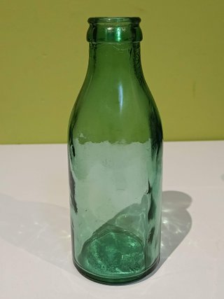 Lotti di 3 bottiglie di latte verde antiche