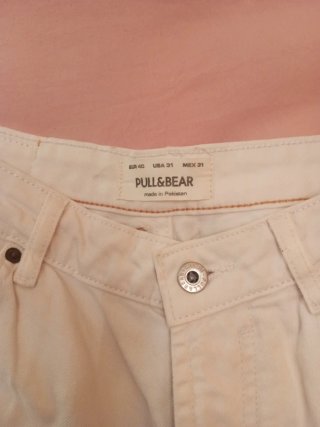 Pantalón corto vaquero blanco Pull&Bear