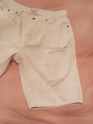 Pantalón corto vaquero blanco Pull&Bear