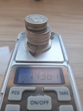 143,61 gramos en Monedas Plata