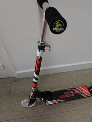 Patinete Little Riders infantil