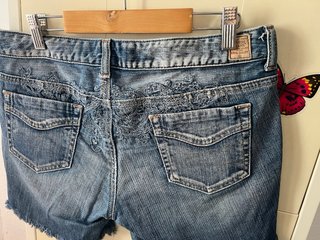 Pantalón corto vaquero Guess Talla 38