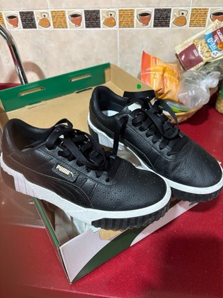Zapatillas Puma Mujer Negras y Blancas