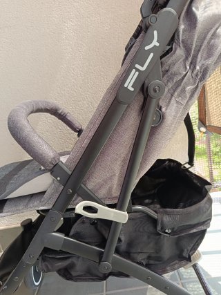 Carrito infantil FLY tamaño para viajar