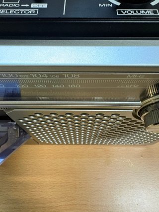 Radio Sanyo M 2405F Cassette AM/FM