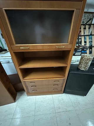 Mueble de salón de madera