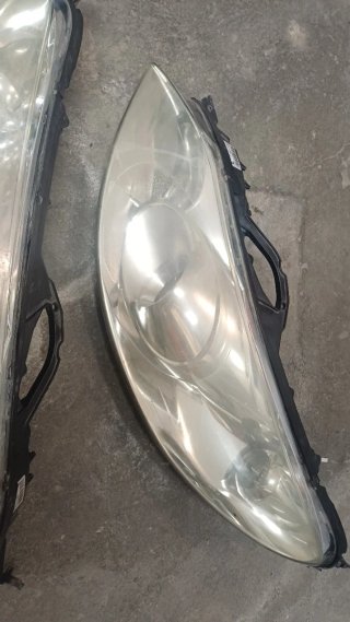 Faros Peugeot 407