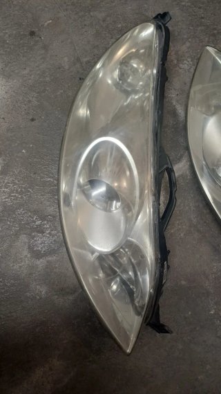 Faros Peugeot 407