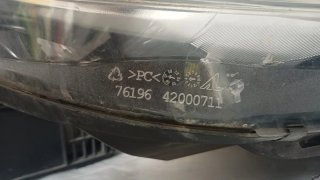 Faros Peugeot 407