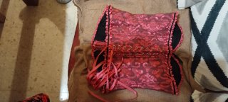 Corpiño Vintage Fucsia y Negro Talla S