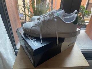 Zapatillas Adidas Advantage Blancas y Verdes