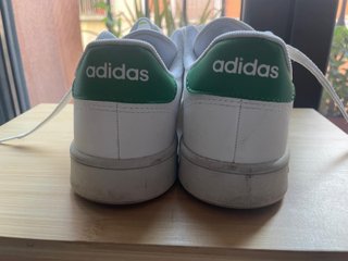 Zapatillas Adidas Advantage Blancas y Verdes