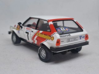 Coche Scalextric Ford Fiesta Rally
