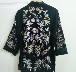 Kimono bordado Zara