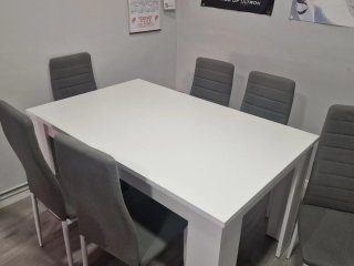 Mesa comedor con 6 sillas, negociable