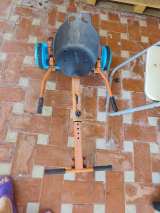Patinete naranja 3 ruedas