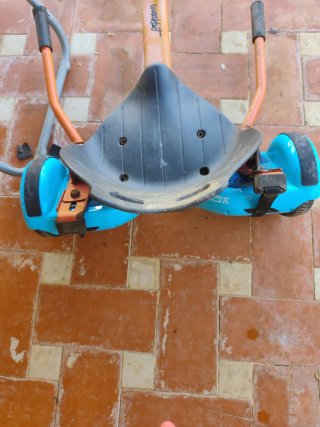 Patinete naranja 3 ruedas