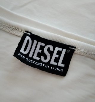 Camiseta DIESEL Talla XL Blanca con grises