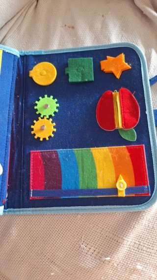 Libro sensorial infantil de animales
