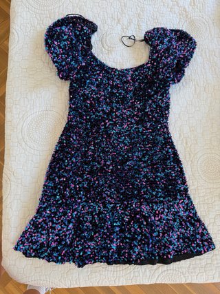 Vestido corto lentejuelas Zara