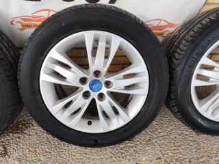 Llantas Ford