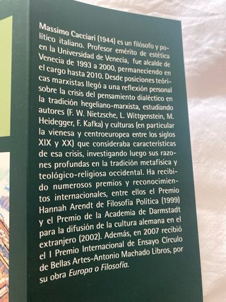 Ensayos sobre arquitectura y filosofía
