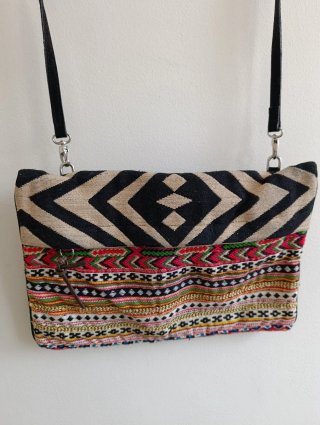 Bolso bandolera Zara estampado étnico