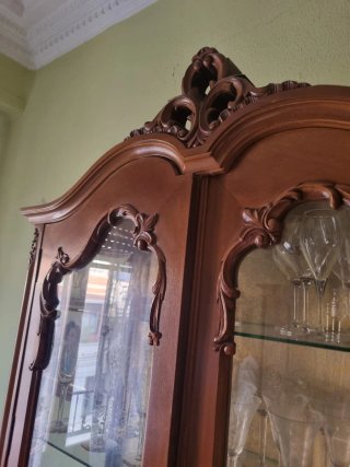 Vitrina Mariano Garcia Madera y Cristal