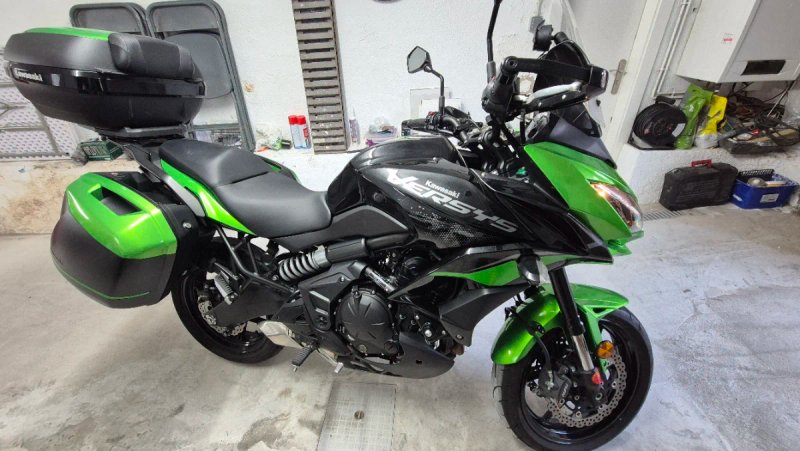 Kawasaki Versys 650 Adventure Negra/Verde