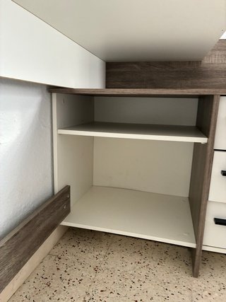 Scrivania angolare Ikea