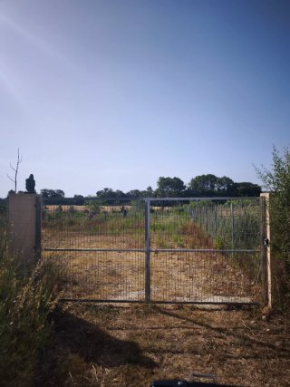 Terreno rústico+caravana